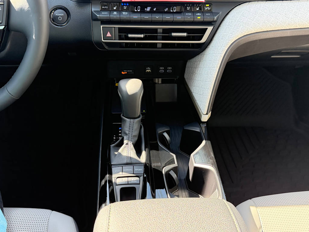 Thumbnail: 2026 Toyota Camry - 14