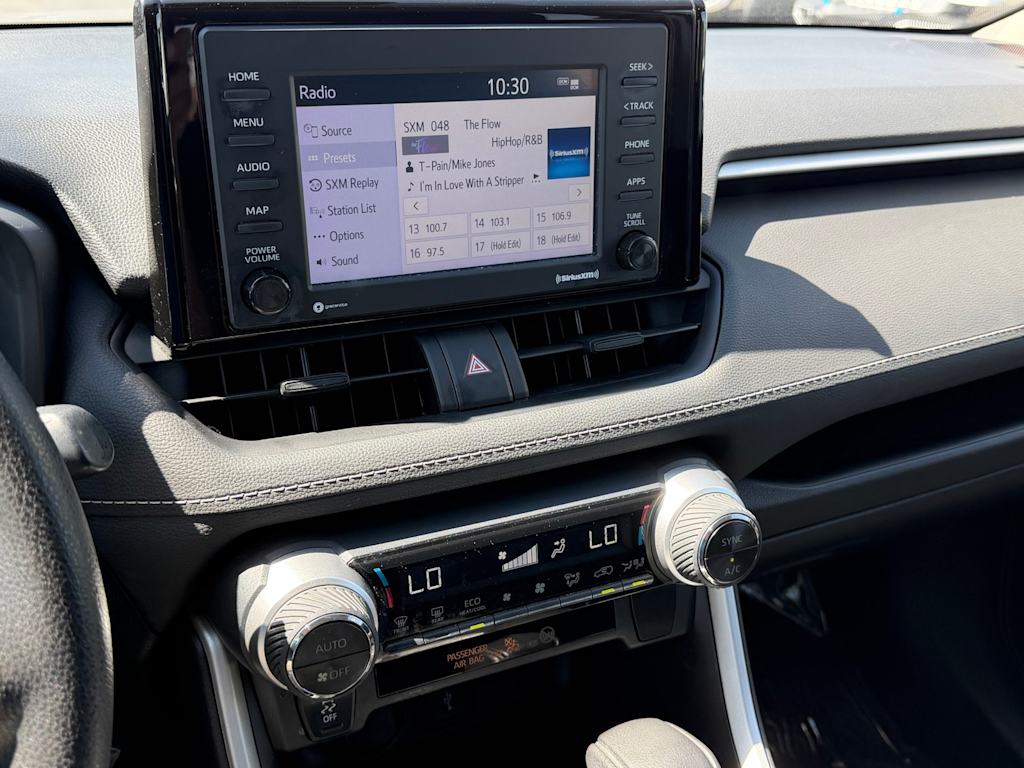 Thumbnail: 2021 Toyota RAV4 - 26