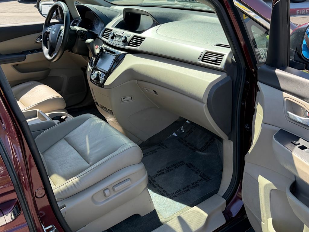 Thumbnail: 2016 Honda Odyssey - 30