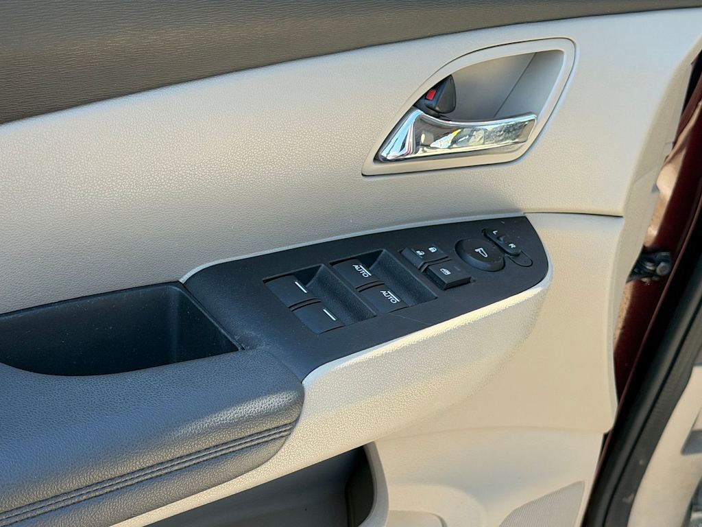 Thumbnail: 2016 Honda Odyssey - 20