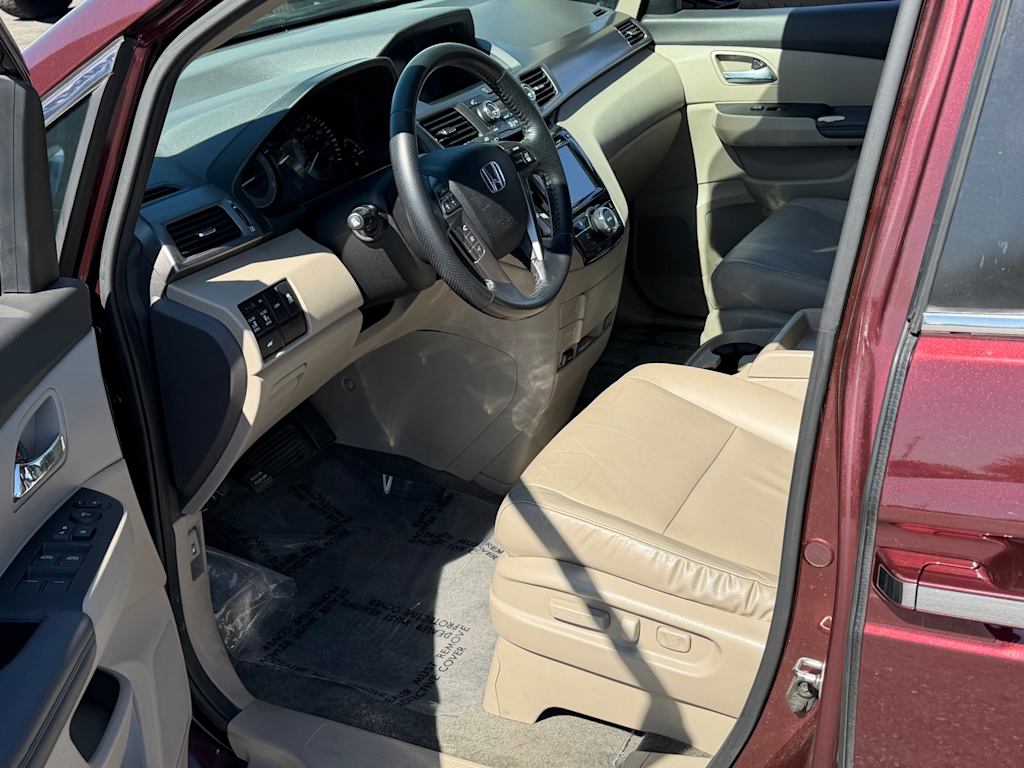 Thumbnail: 2016 Honda Odyssey - 10