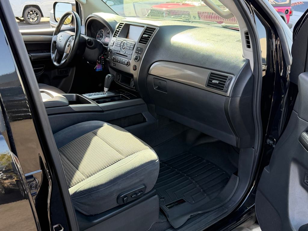 Thumbnail: 2014 Nissan Armada - 29