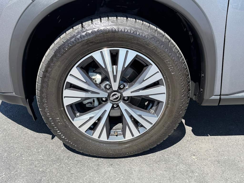 Thumbnail: 2023 Nissan Rogue - 8