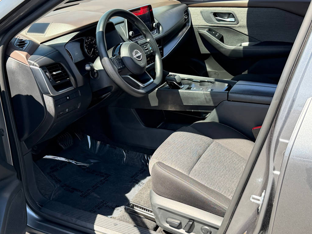 Thumbnail: 2023 Nissan Rogue - 11