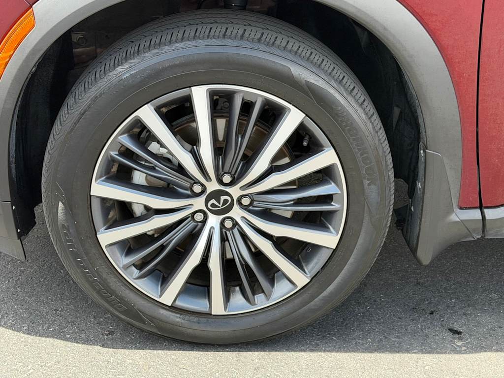 Thumbnail: 2023 INFINITI QX60 - 8