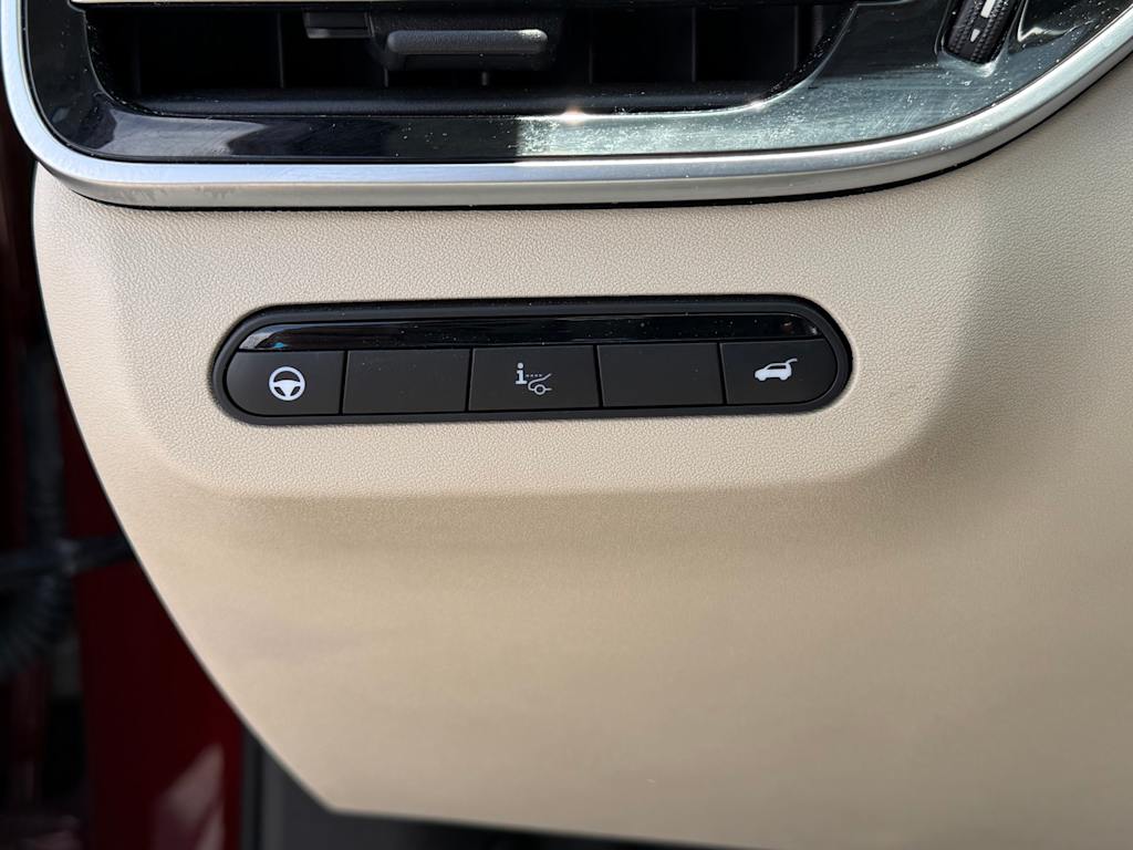Thumbnail: 2023 INFINITI QX60 - 22