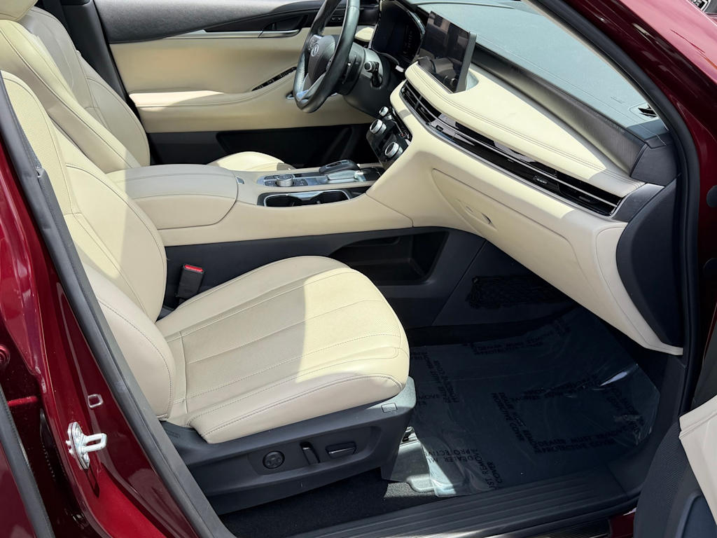 Thumbnail: 2023 INFINITI QX60 - 31