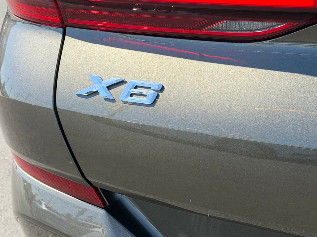 Thumbnail: 2022 BMW X6 - 7
