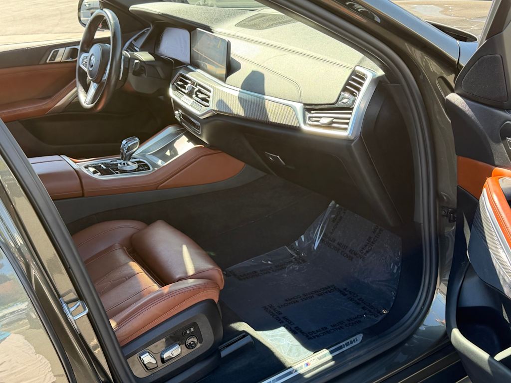 Thumbnail: 2022 BMW X6 - 32