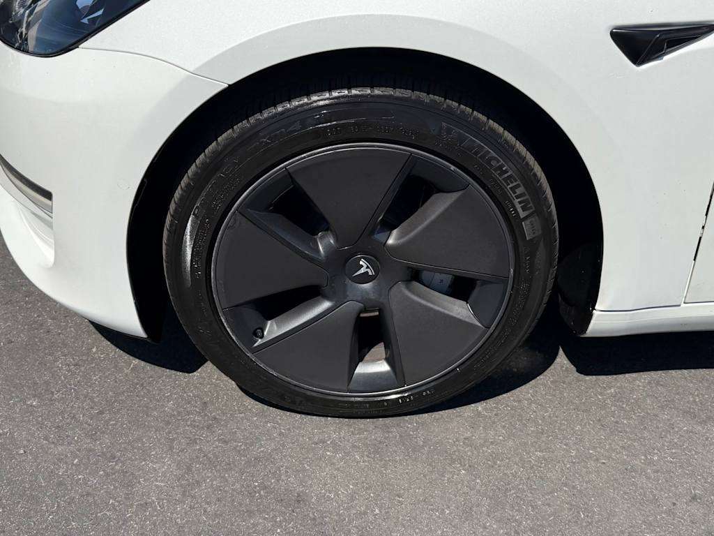 Thumbnail: 2023 Tesla Model 3 - 8