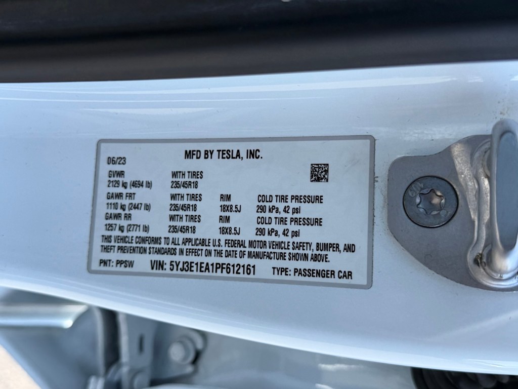 Thumbnail: 2023 Tesla Model 3 - 15