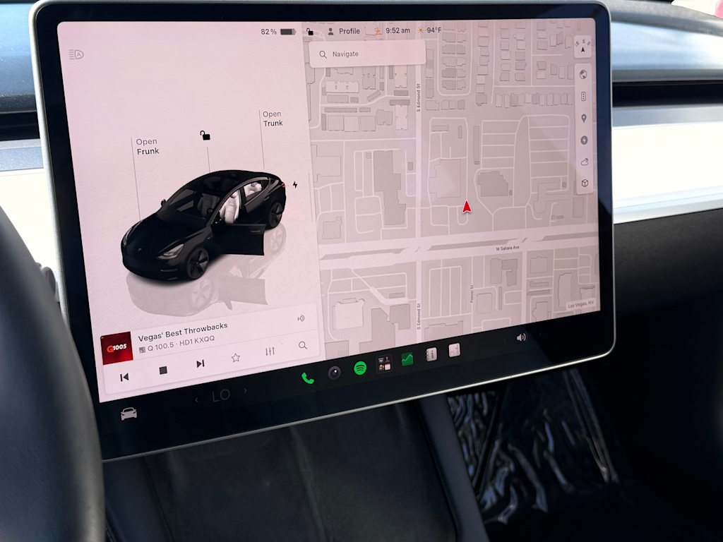 Thumbnail: 2023 Tesla Model 3 - 21