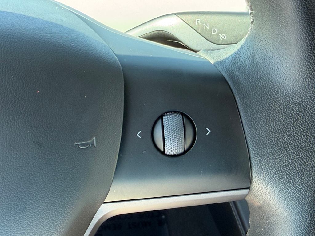 Thumbnail: 2023 Tesla Model 3 - 20