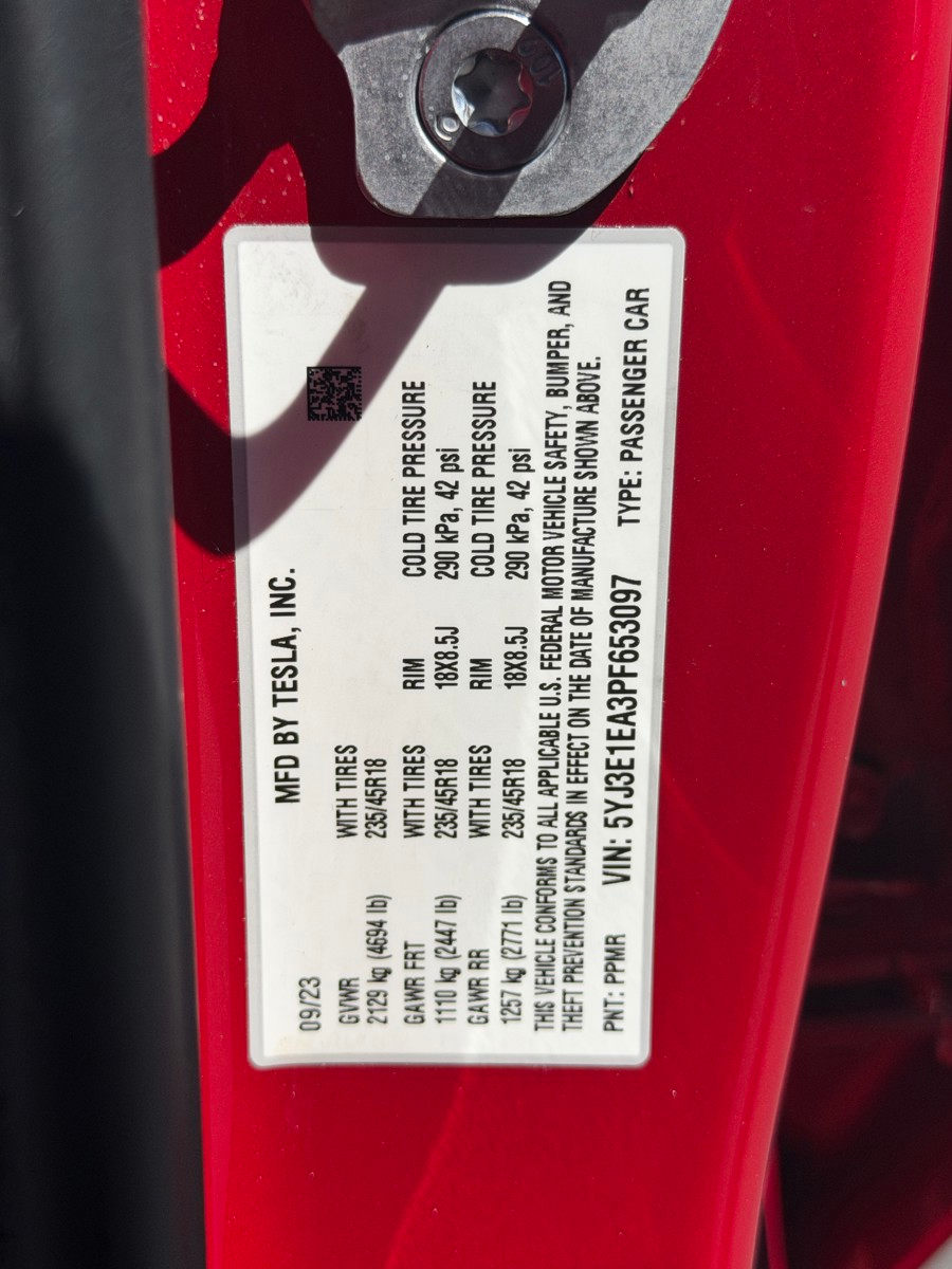 Thumbnail: 2023 Tesla Model 3 - 29