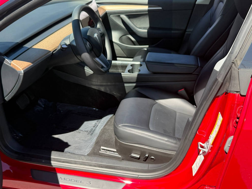 Thumbnail: 2023 Tesla Model 3 - 8