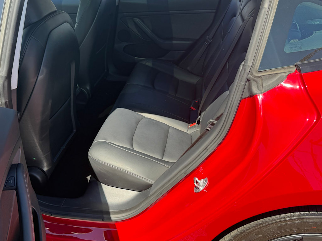 Thumbnail: 2023 Tesla Model 3 - 10