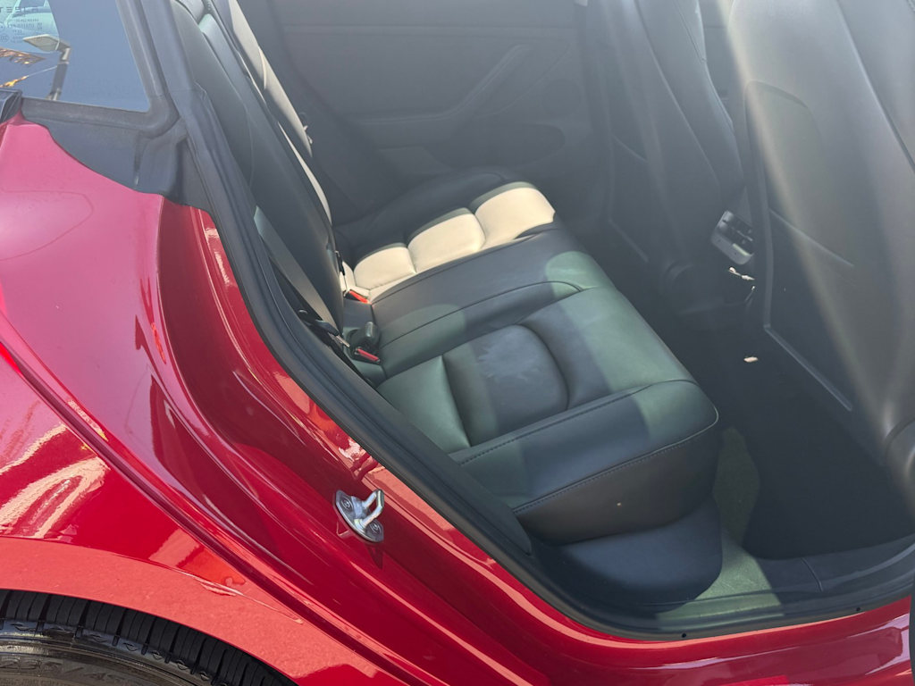 Thumbnail: 2023 Tesla Model 3 - 24