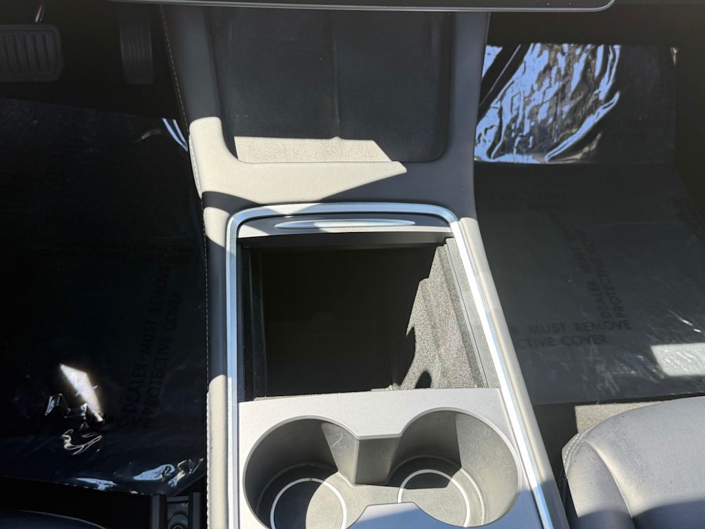 Thumbnail: 2023 Tesla Model 3 - 11