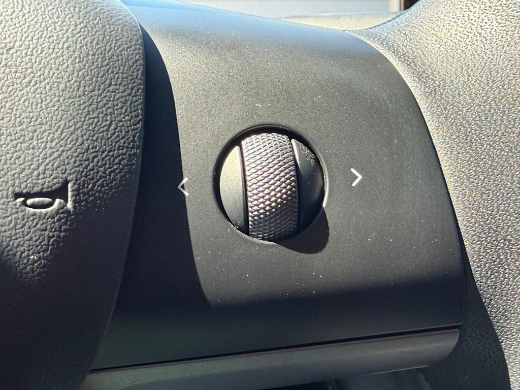 Thumbnail: 2023 Tesla Model 3 - 20