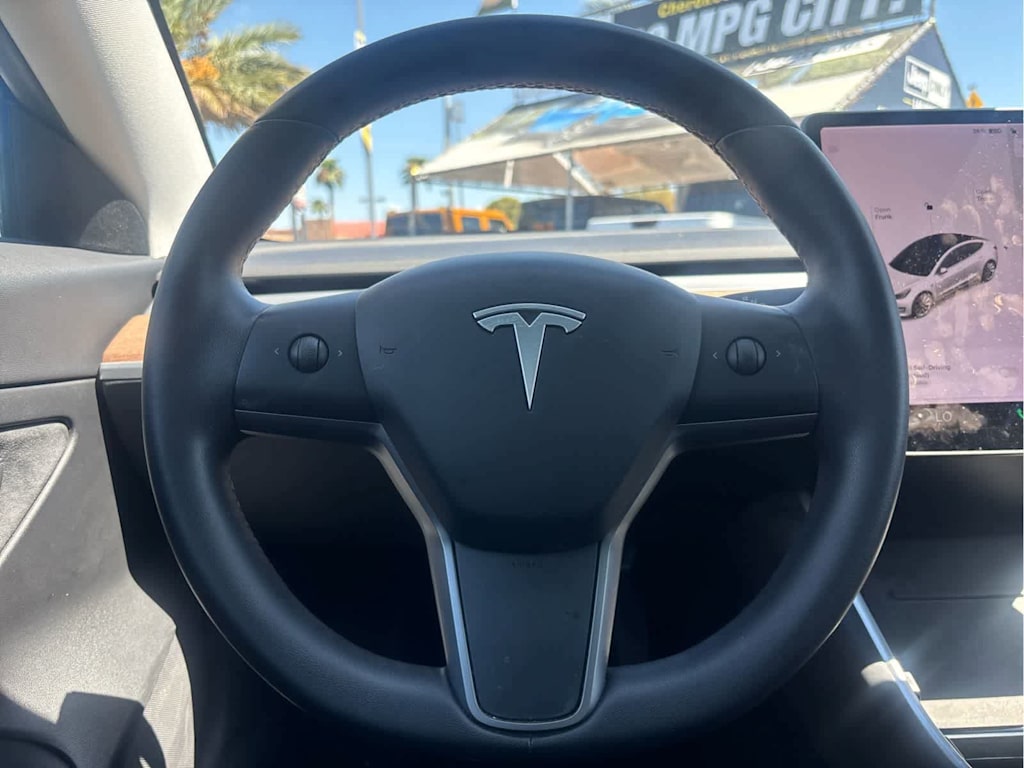 Thumbnail: 2020 Tesla Model 3 - 2