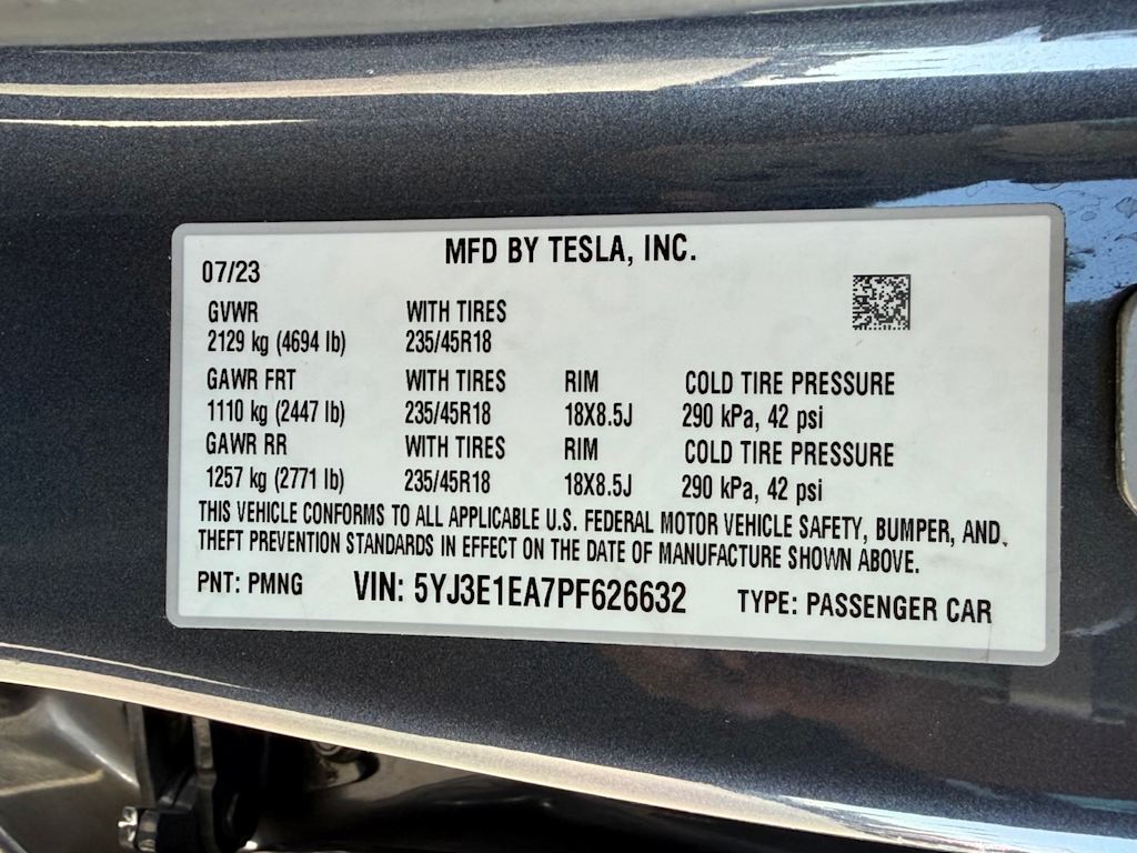 Thumbnail: 2023 Tesla Model 3 - 15