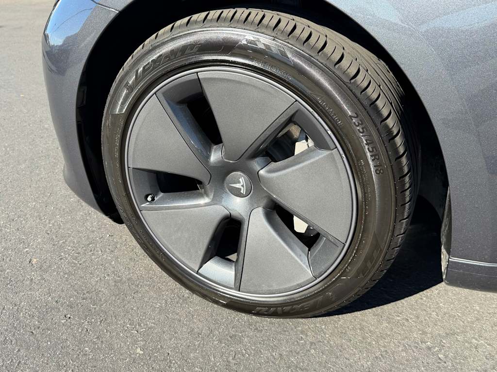 Thumbnail: 2023 Tesla Model 3 - 8