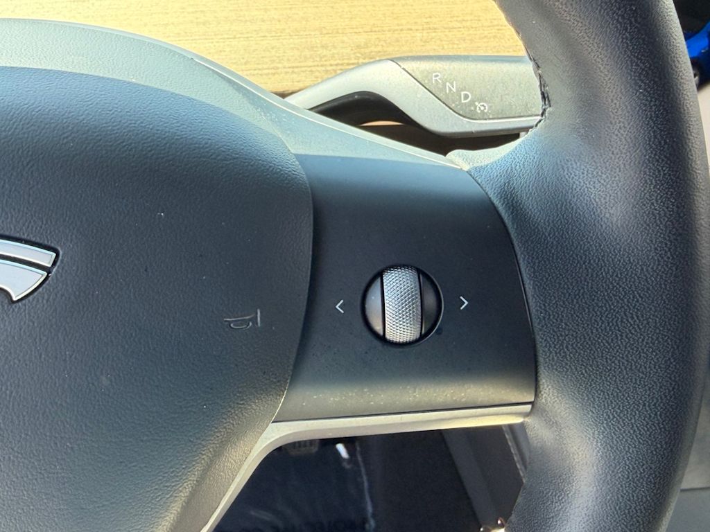 Thumbnail: 2021 Tesla Model Y - 21