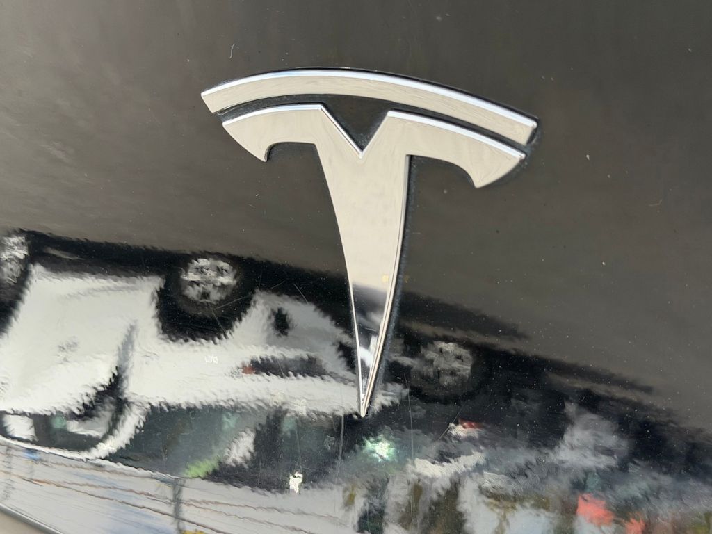 Thumbnail: 2021 Tesla Model Y - 6