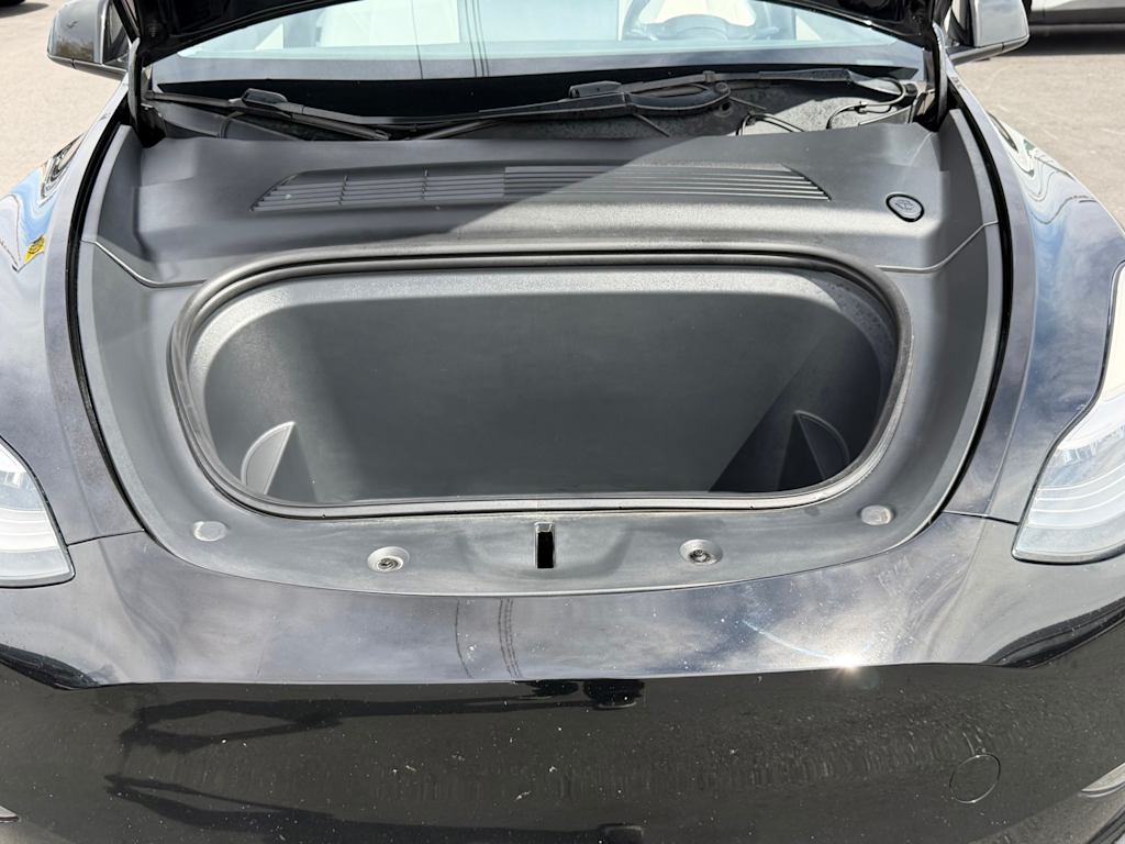 Thumbnail: 2021 Tesla Model Y - 28