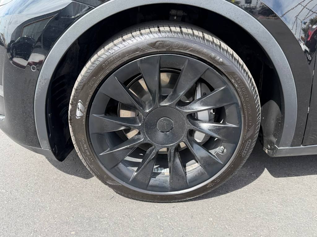 Thumbnail: 2021 Tesla Model Y - 5