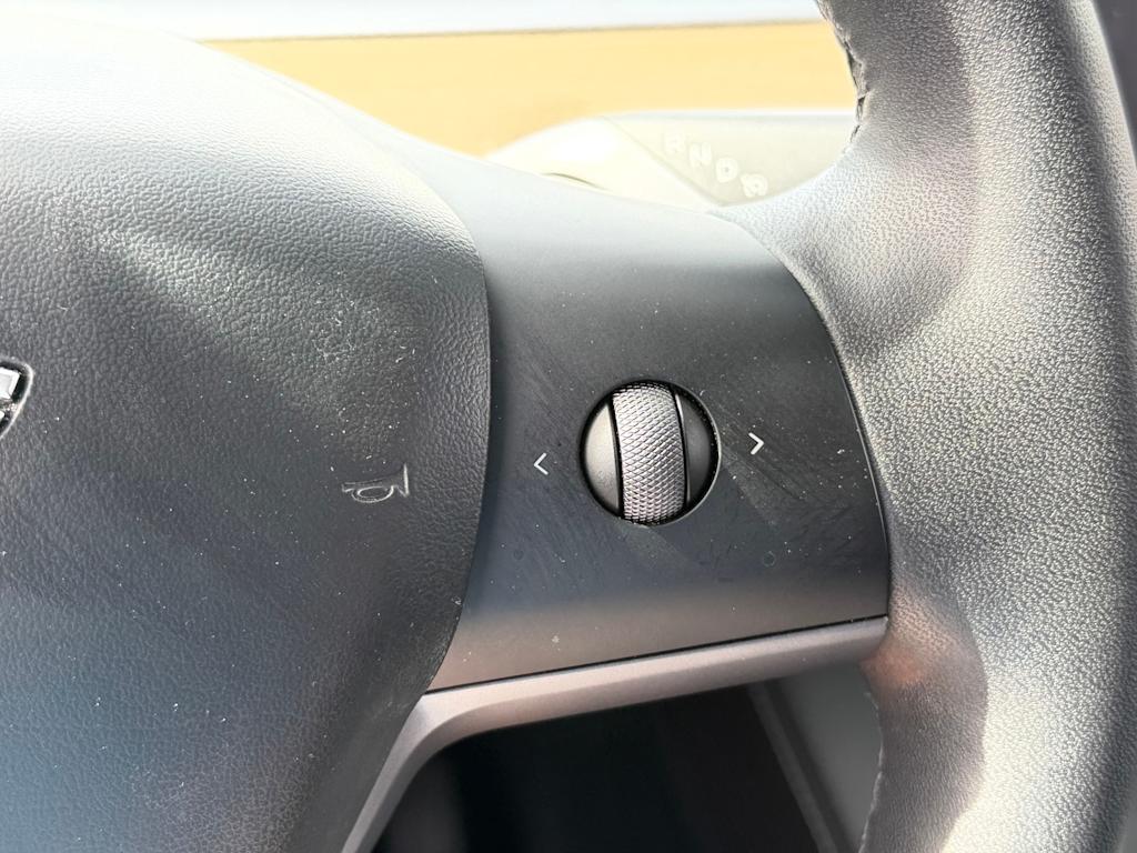 Thumbnail: 2024 Tesla Model Y - 21