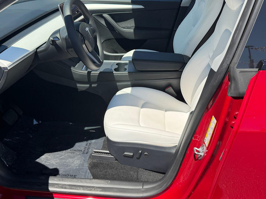 Thumbnail: 2023 Tesla Model Y - 7