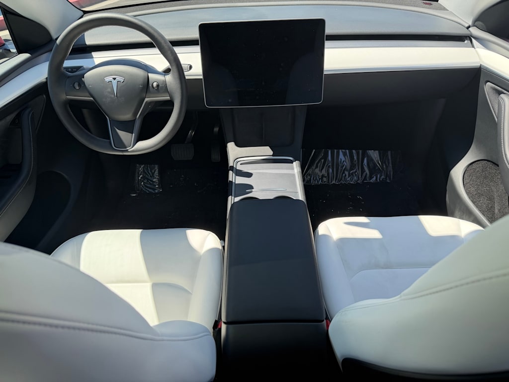 Thumbnail: 2023 Tesla Model Y - 8