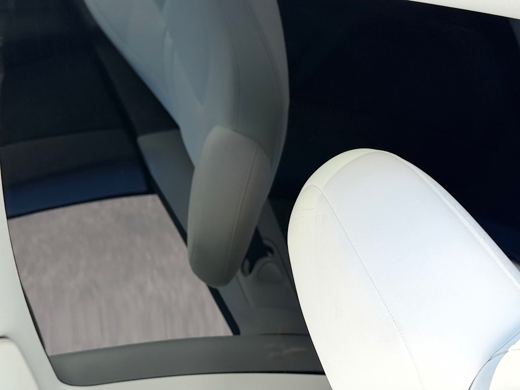 Thumbnail: 2024 Tesla Model Y - 24