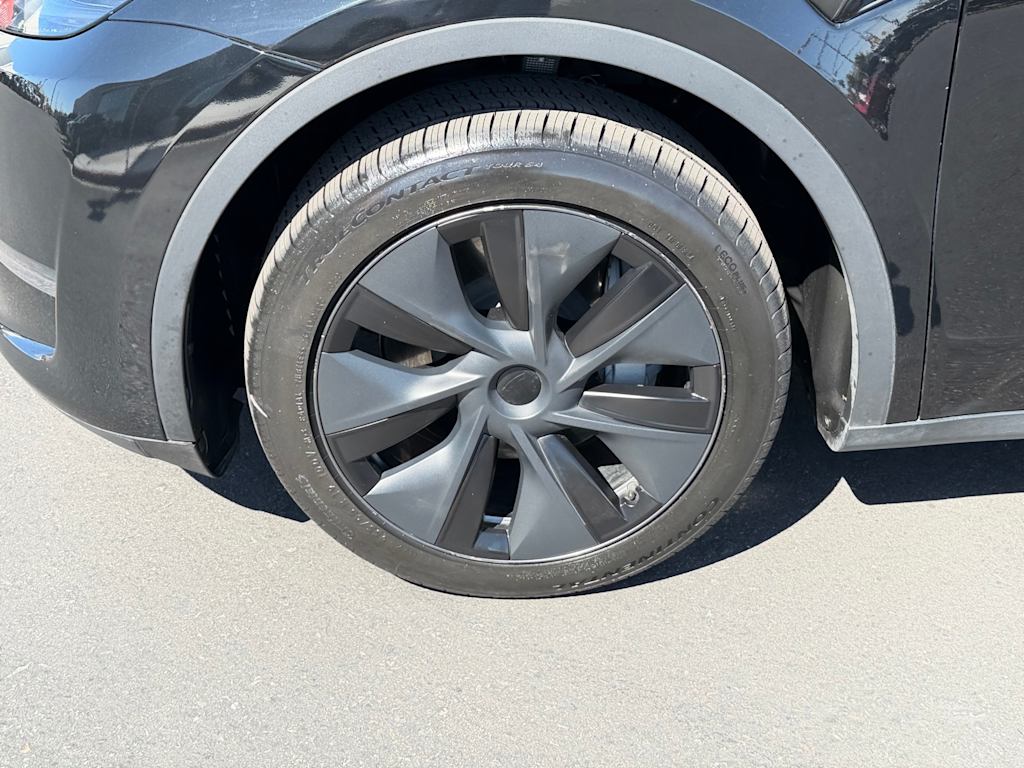 Thumbnail: 2024 Tesla Model Y - 7