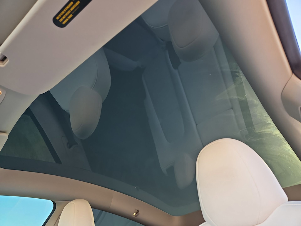 Thumbnail: 2023 Tesla Model Y - 24