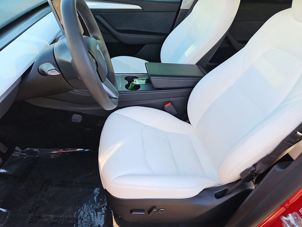 Thumbnail: 2023 Tesla Model Y - 9