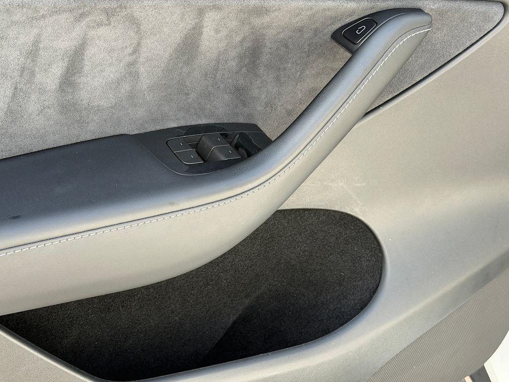 Thumbnail: 2023 Tesla Model Y - 7