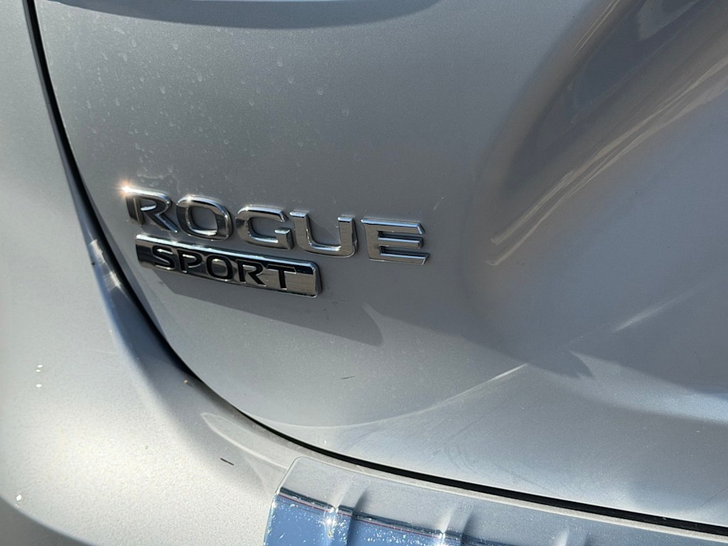 Thumbnail: 2019 Nissan Rogue Sport - 7