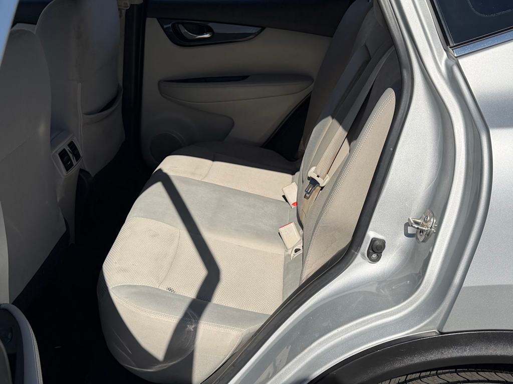 Thumbnail: 2019 Nissan Rogue Sport - 12