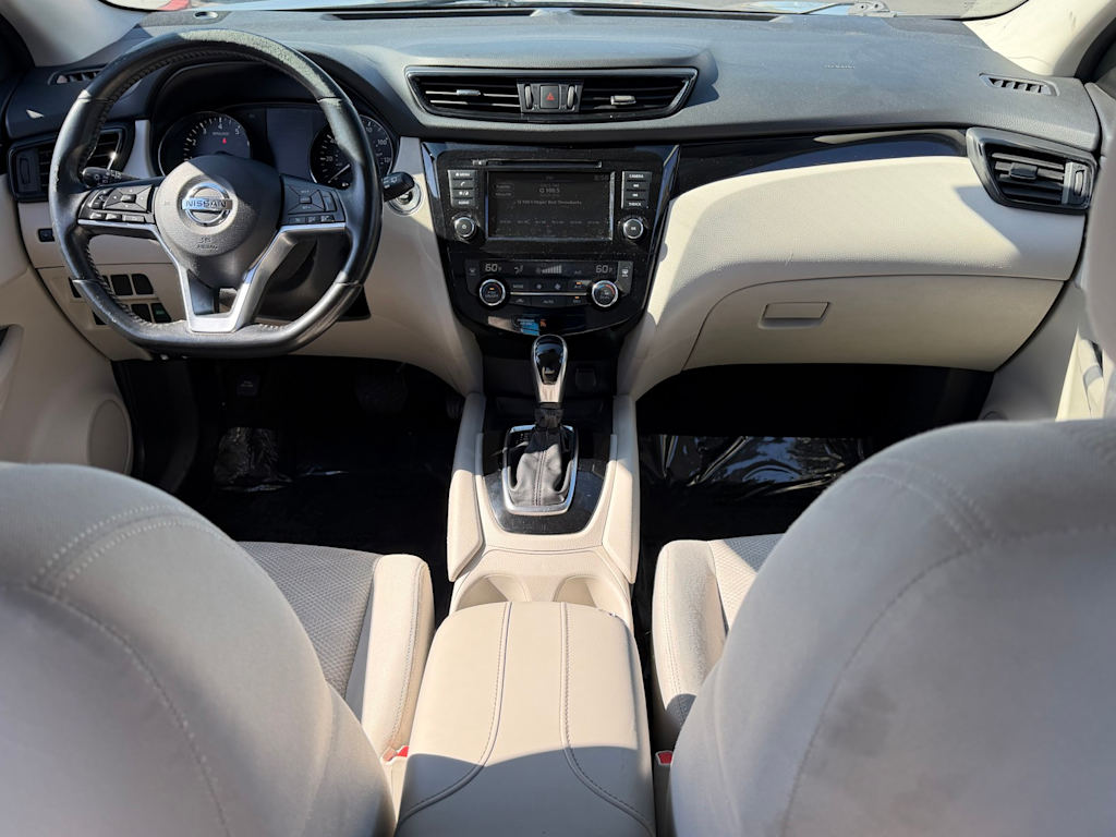 Thumbnail: 2019 Nissan Rogue Sport - 2