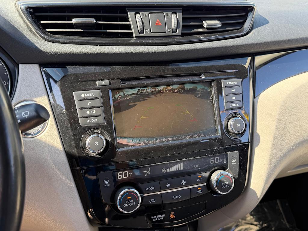 Thumbnail: 2019 Nissan Rogue Sport - 13