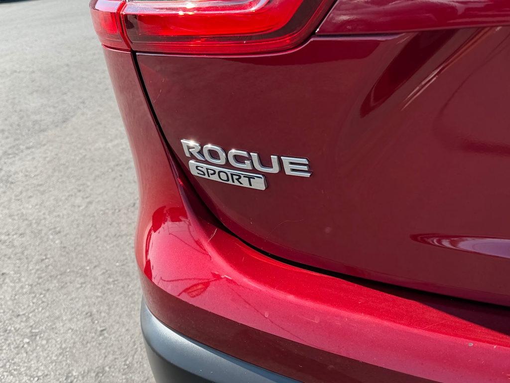 Thumbnail: 2020 Nissan Rogue Sport - 7