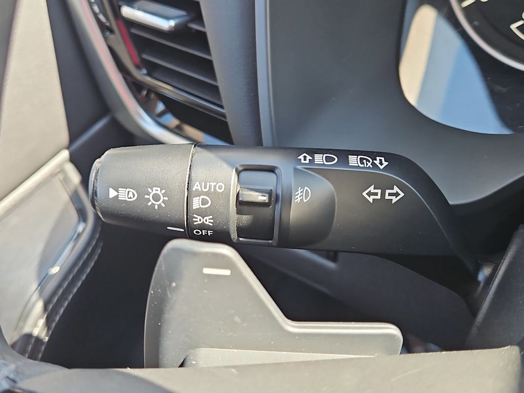 Thumbnail: 2022 Nissan Rogue - 28