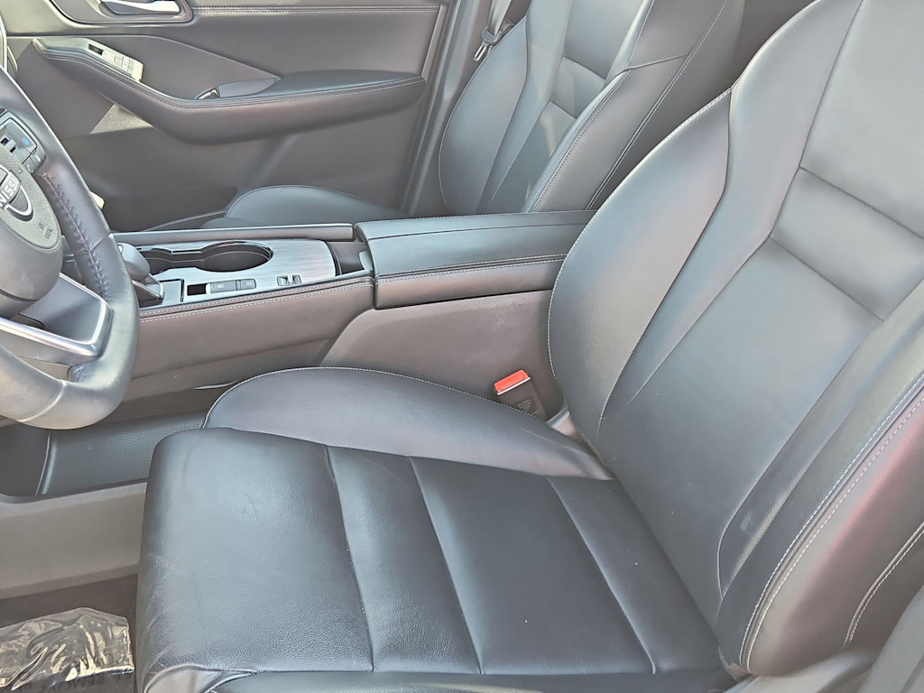 Thumbnail: 2022 Nissan Rogue - 10