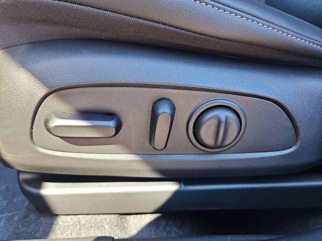 Thumbnail: 2025 Chevrolet Trax - 26