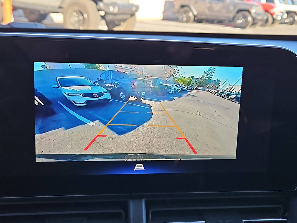 Thumbnail: 2025 Chevrolet Trax - 32