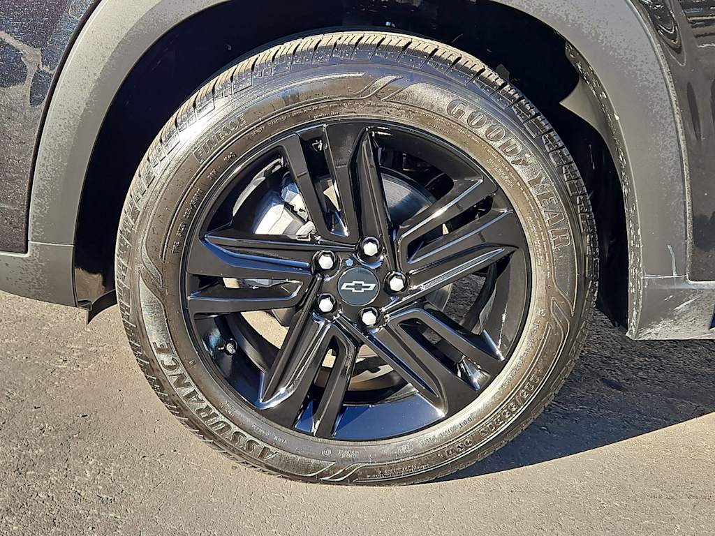 Thumbnail: 2025 Chevrolet Trax - 8