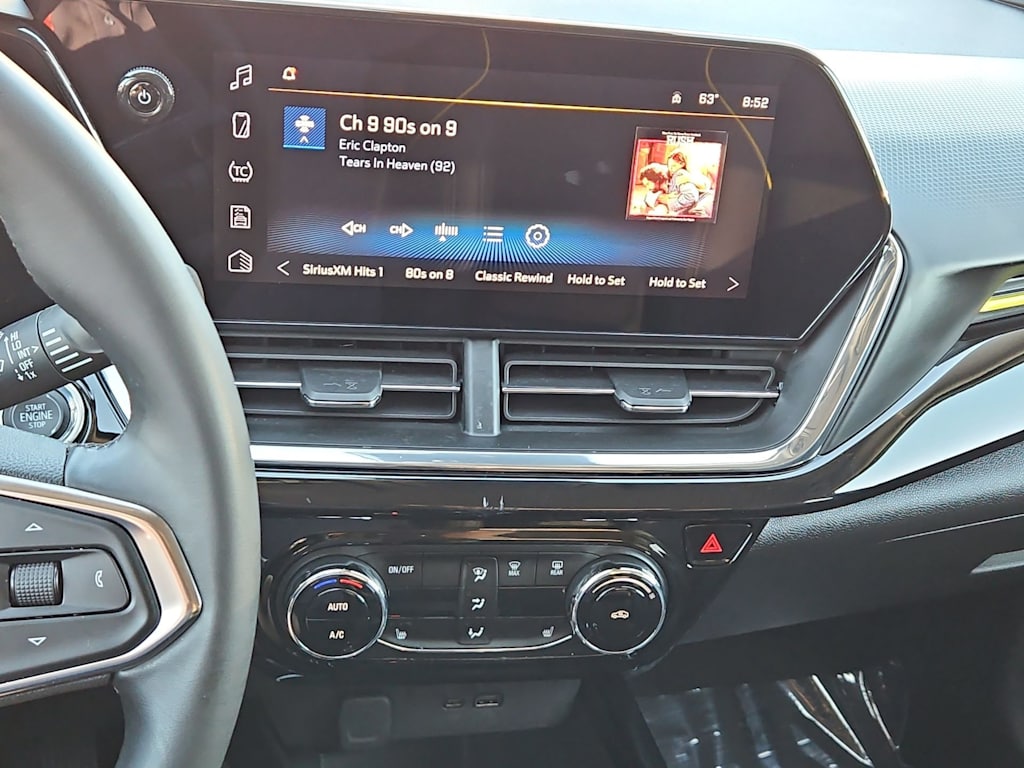 Thumbnail: 2025 Chevrolet Trax - 15