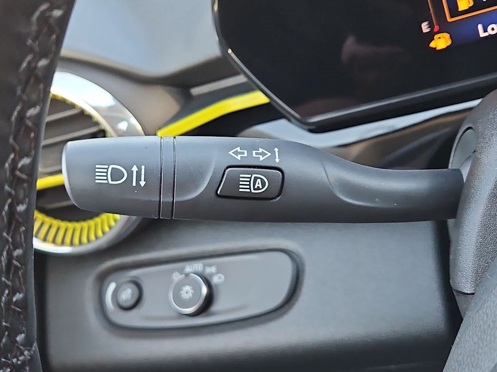 Thumbnail: 2025 Chevrolet Trax - 31